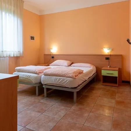 Appartement Casa Lucia 2 *